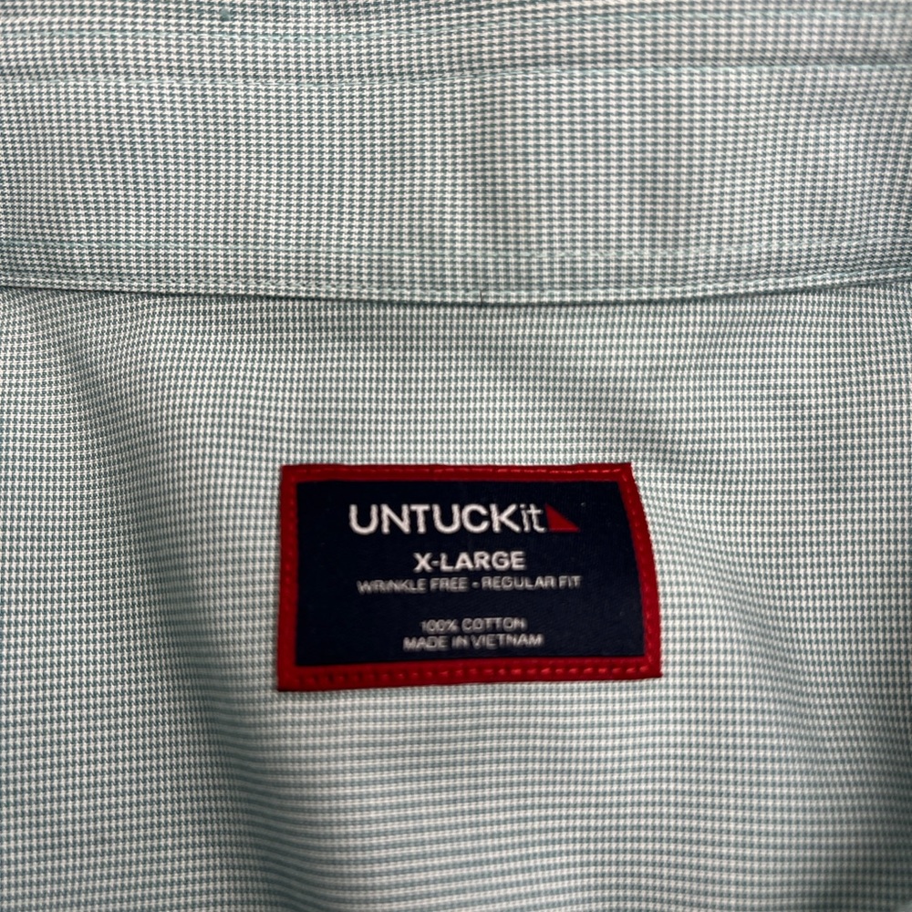 Untuckit Men’s XL Long Sleeve Button Up
